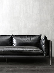 Pin Sofa-Elegant Black Edition
