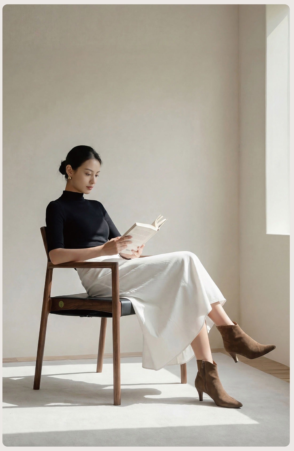 Cloud Lift Chair