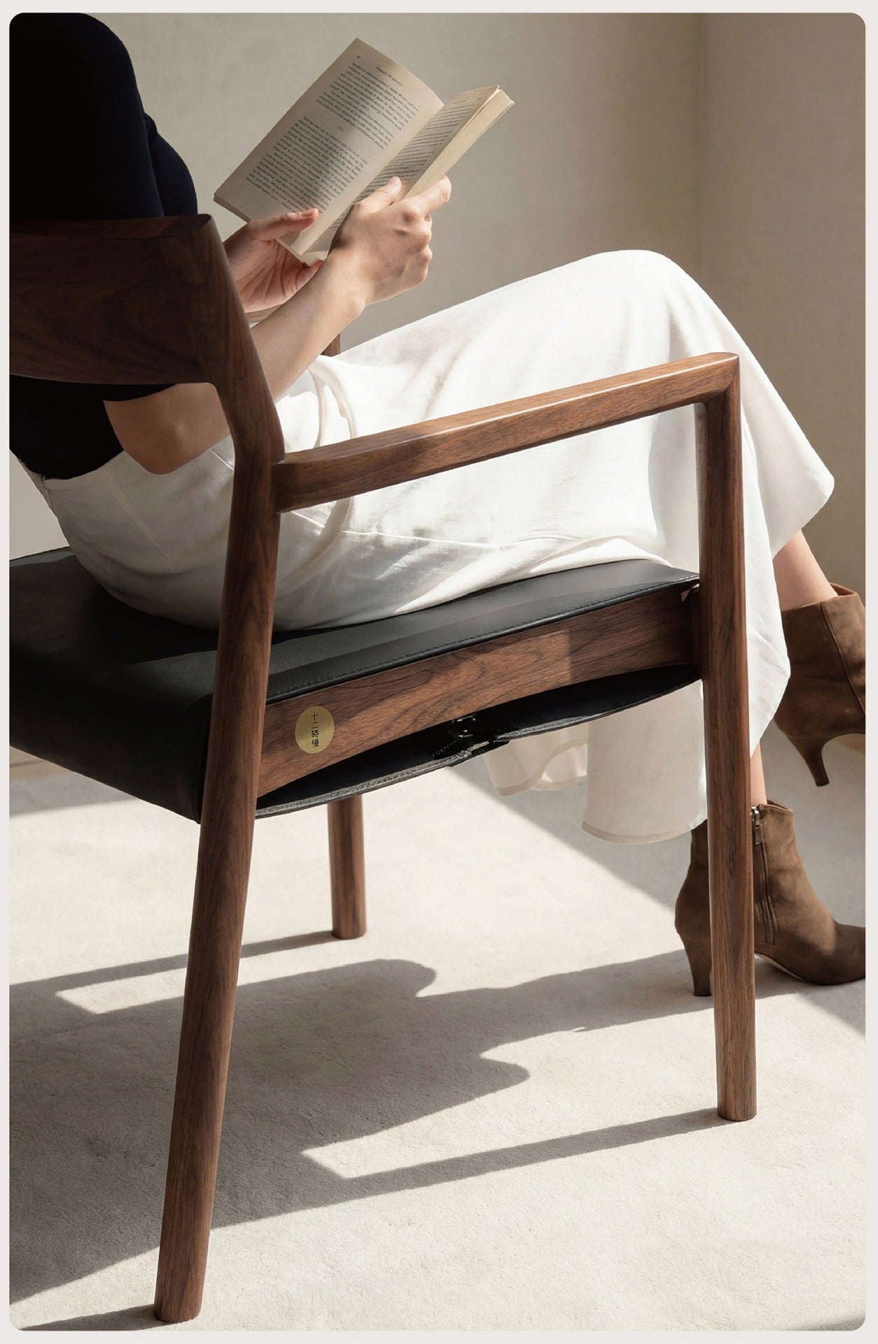 Cloud Lift Chair