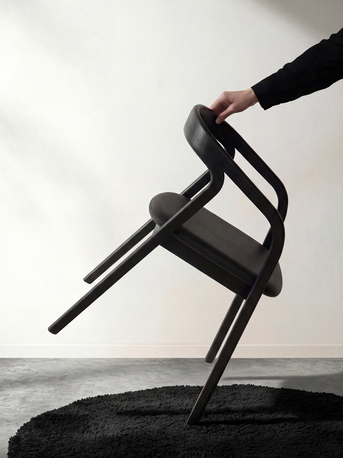 Valley Embrace Chair